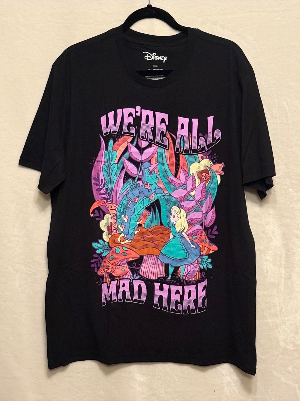 Disney Alice in Wonderland “We’re All Mad Here” Graphic T-Shirt Black XL NWT